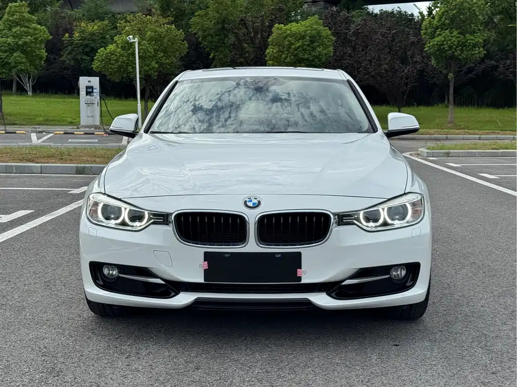 BMW 3 Series (Import) — миниатюра 2