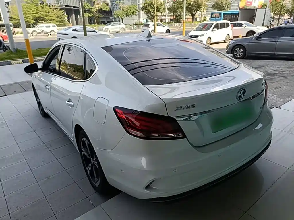 MG 6 New Energy — миниатюра 5