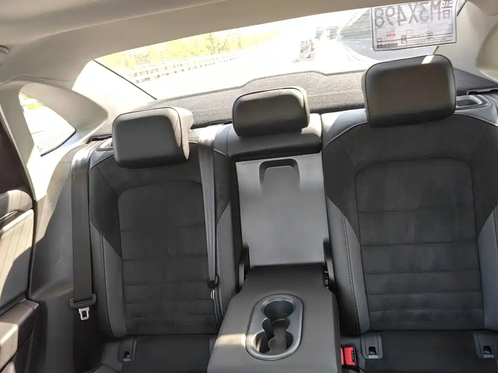 Volkswagen Sagitar — миниатюра 21