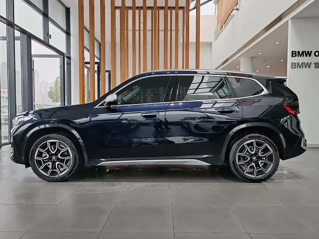 BMW X1 2024 sDrive25Li X