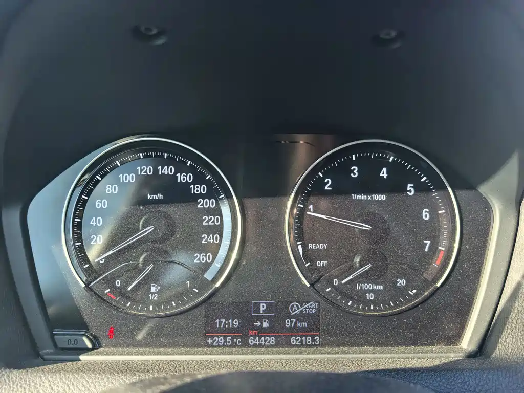 BMW 1 Series (Import) — миниатюра 5