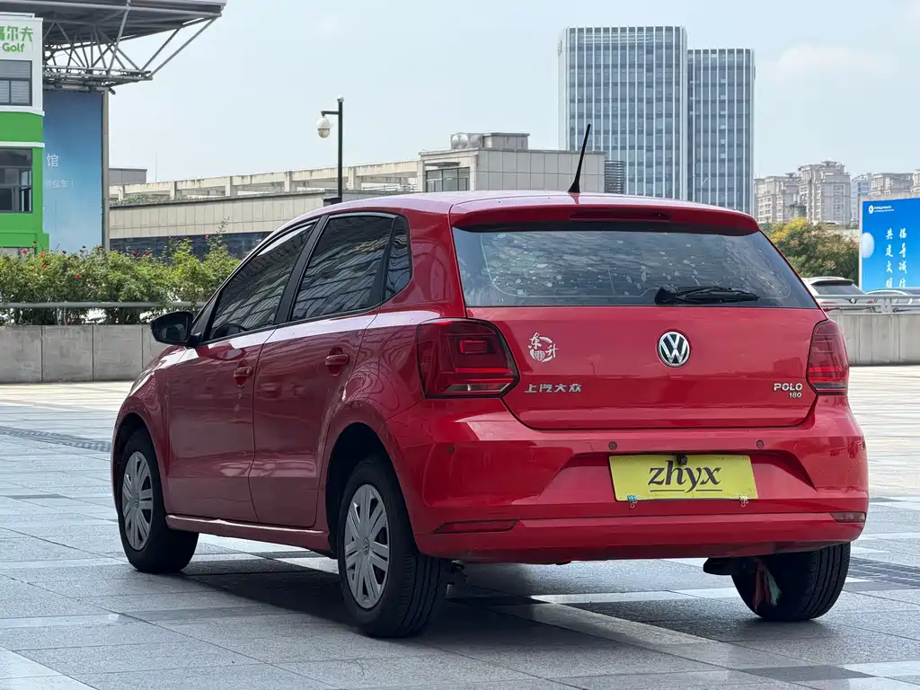 Volkswagen Polo — миниатюра 5