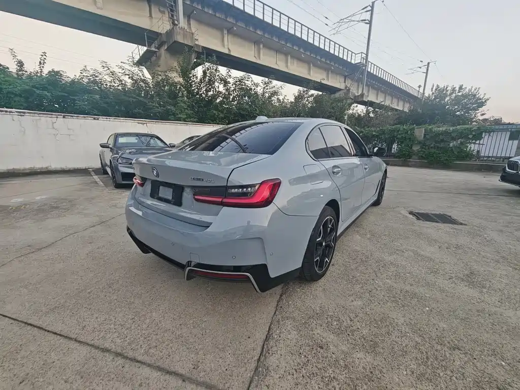 BMW i3 — миниатюра 4