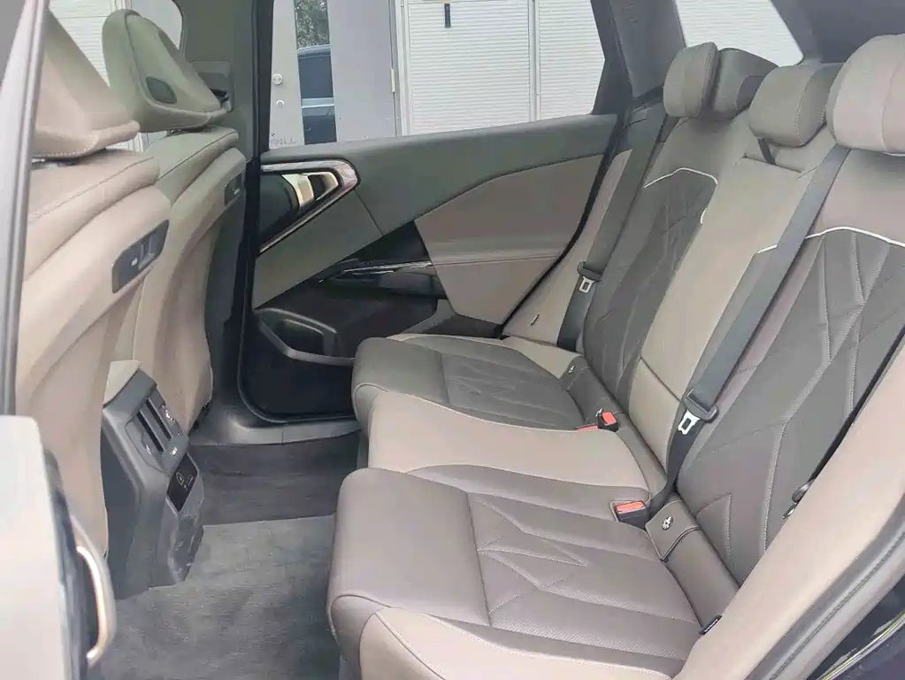 BMW X3 — миниатюра 12