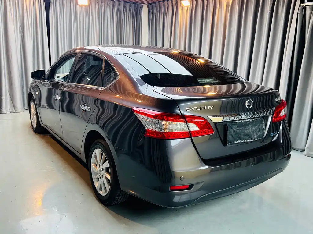 Nissan Sylphy — миниатюра 5