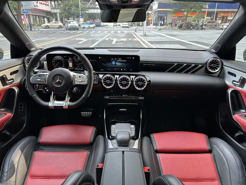 MERCEDES-BENZ CLA AMG