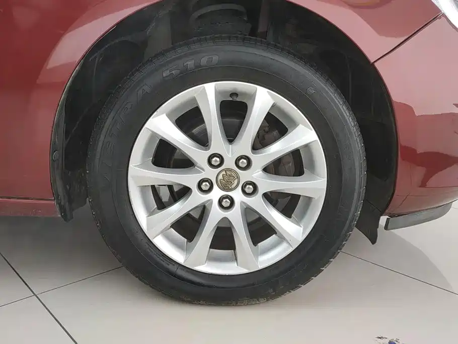 Buick Excelle — миниатюра 6