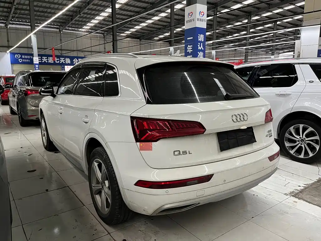 Audi Q5L — миниатюра 9