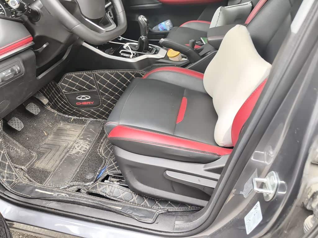CHERY Tiggo 5x 1.5 л 2022 г. Серебристо-серый, пробег 22200 км