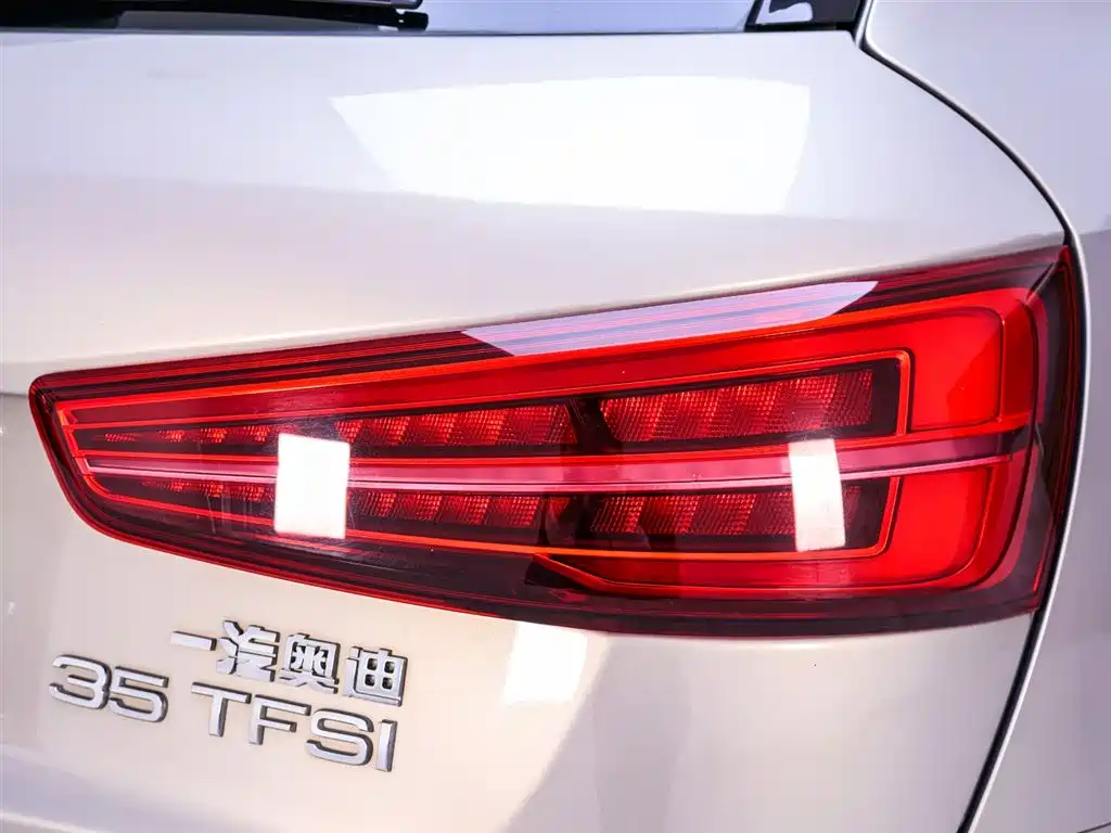 Audi Q3 2018 30 TFSI Fashion
