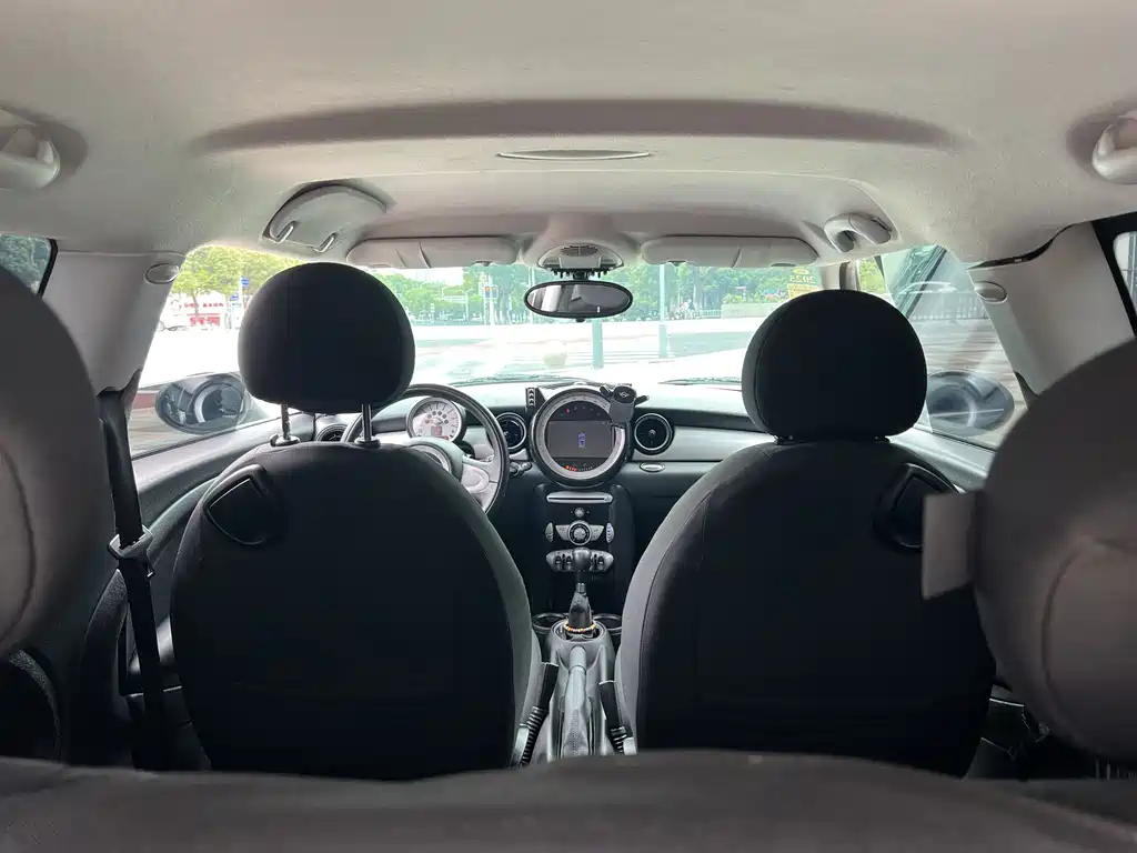 MINI Mini Clubman — миниатюра 26
