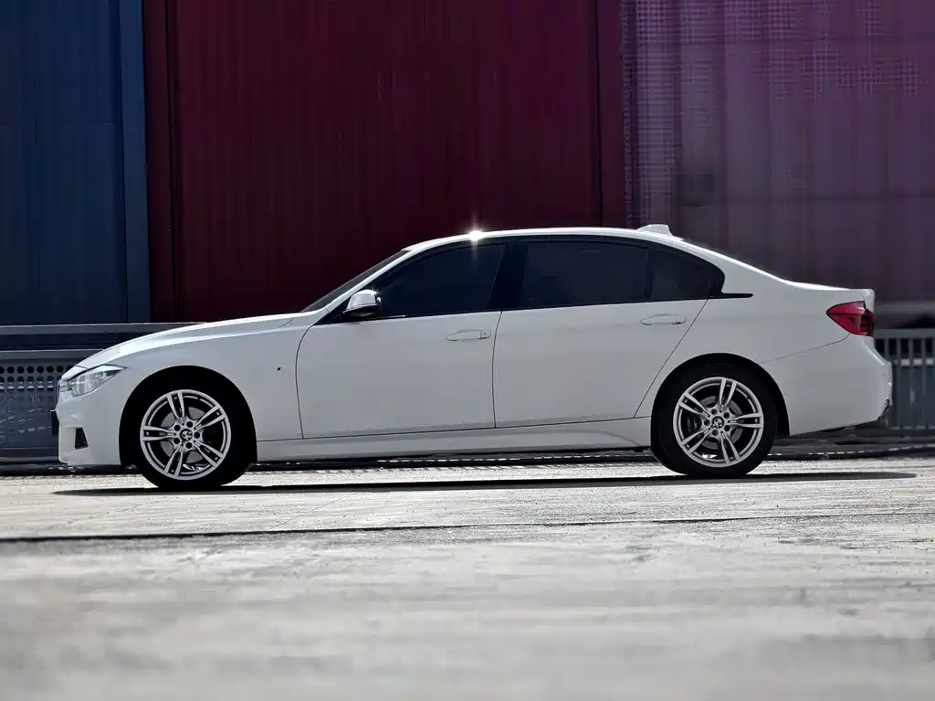 BMW 3 Series — миниатюра 4