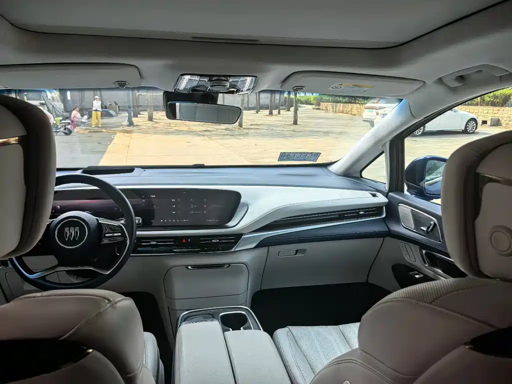 Buick Century 2023 2.0T мест