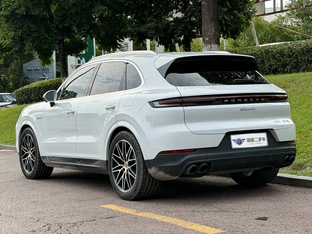 Porsche Cayenne Hybrid — миниатюра 4
