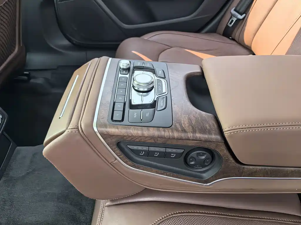 Audi A6L — миниатюра 4