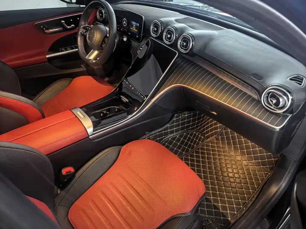 Mercedes-Benz C-Class — миниатюра 7