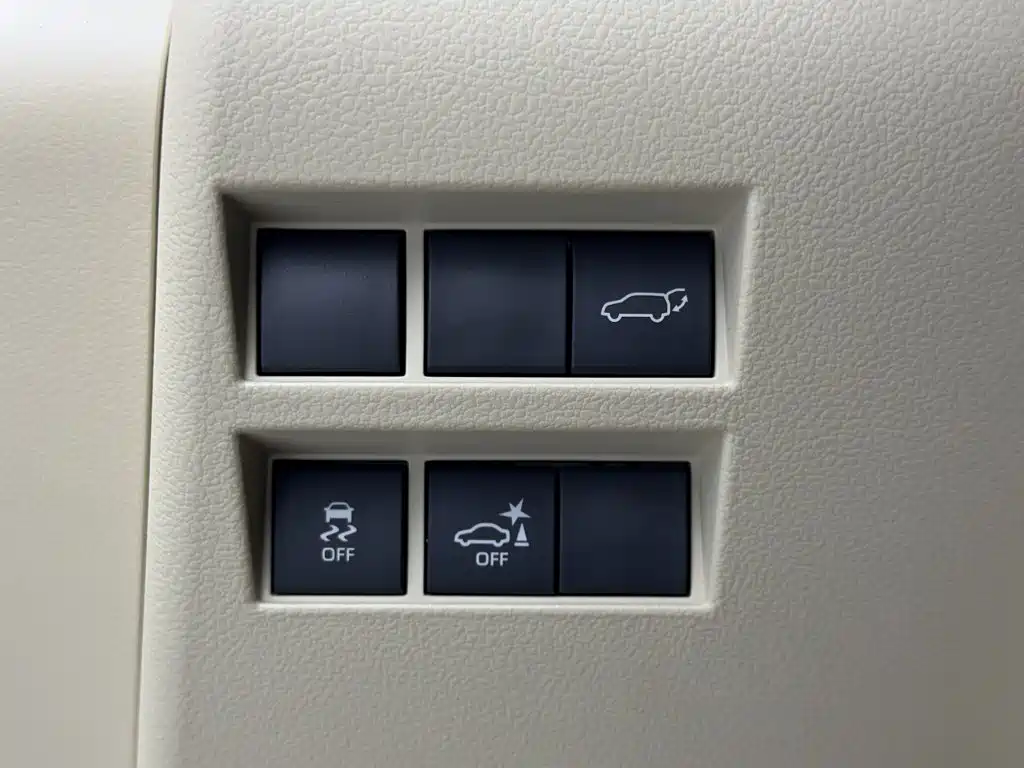 Toyota Land Cruiser — миниатюра 20