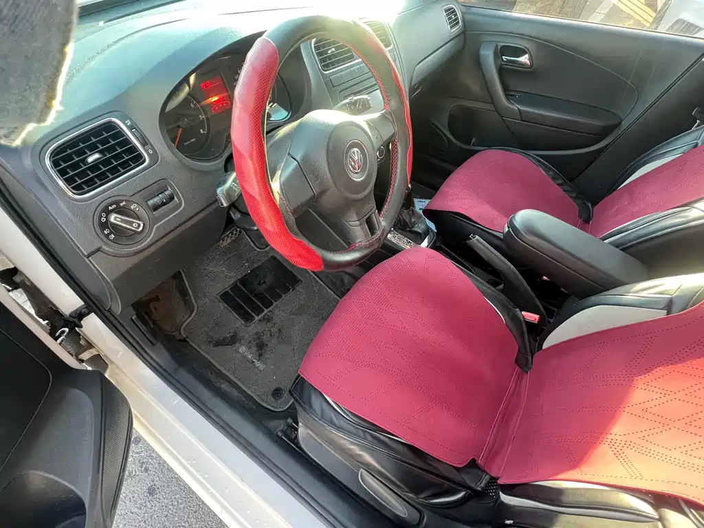 Volkswagen Polo — миниатюра 4