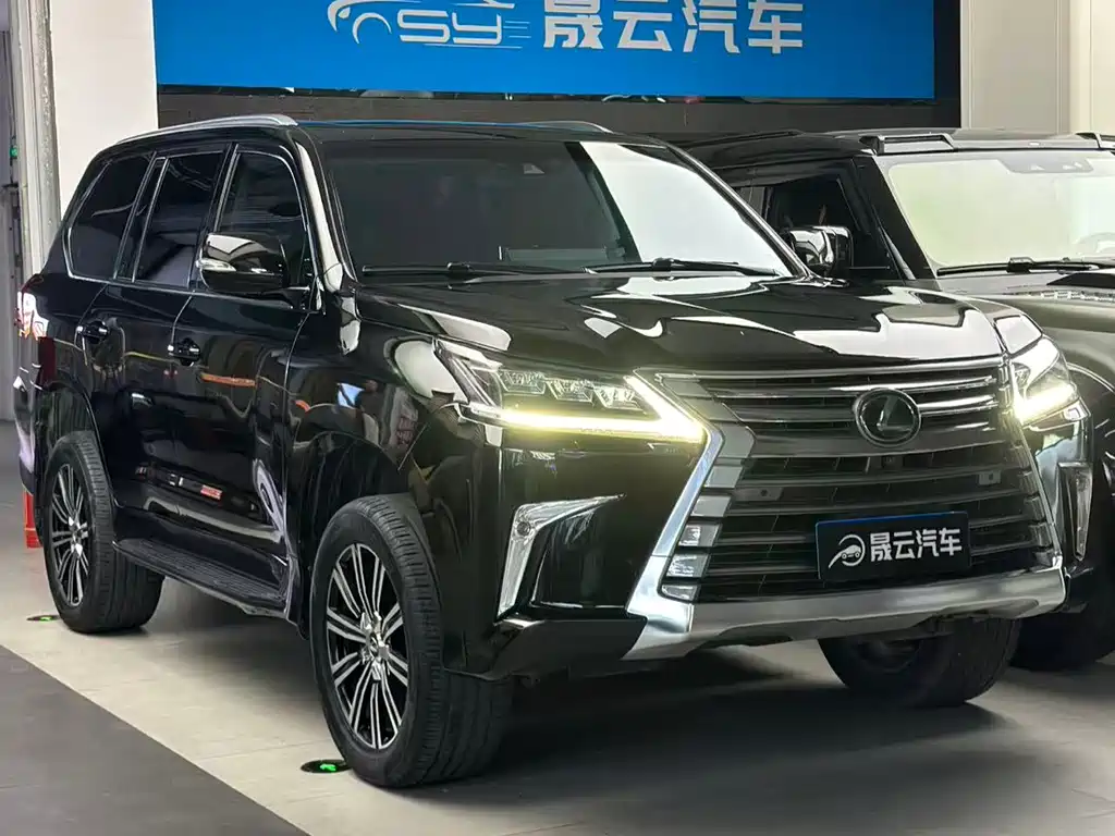 Lexus LX — миниатюра 3