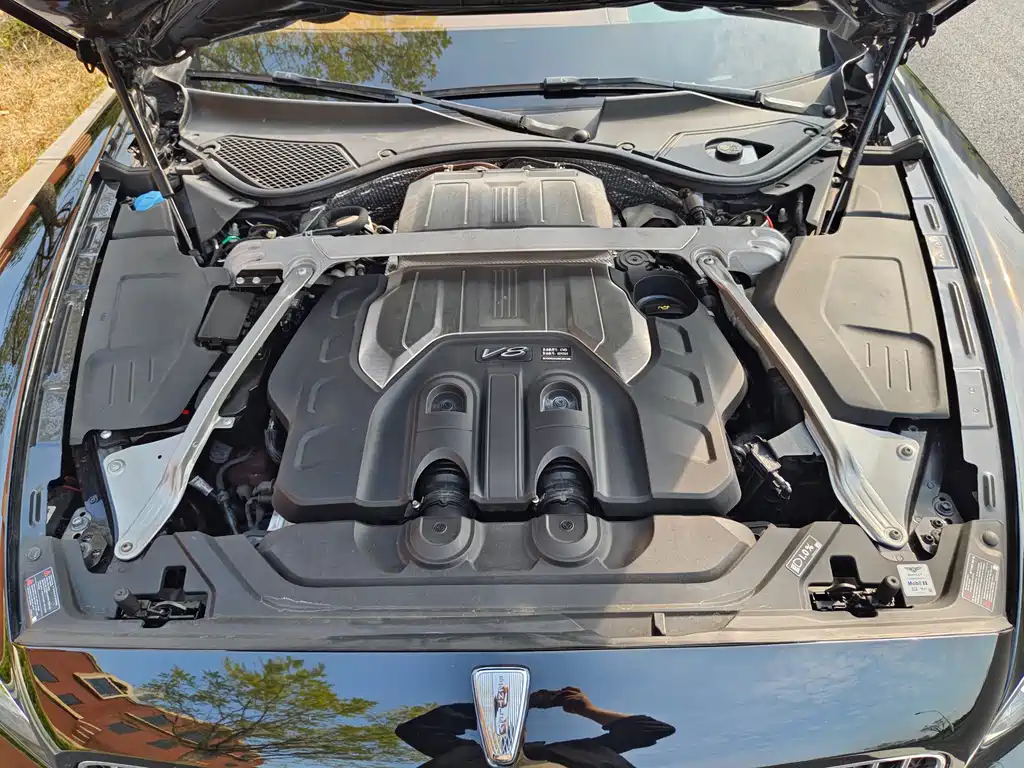 Bentley Flying Spur — миниатюра 36