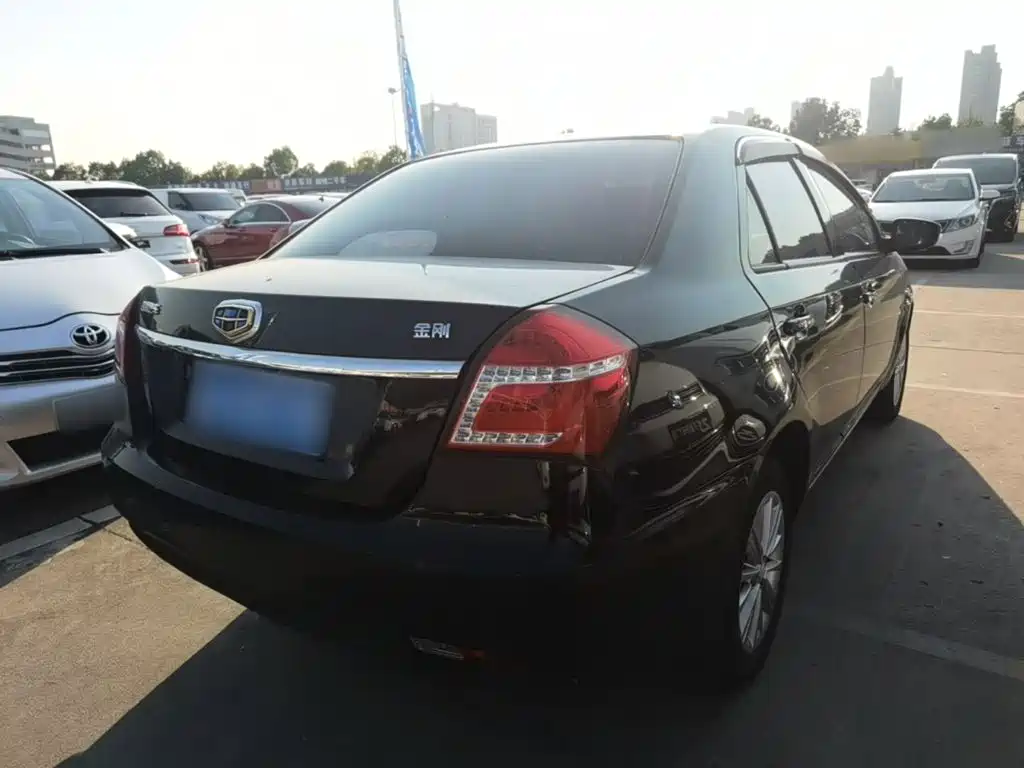 Geely King Kong — миниатюра 7