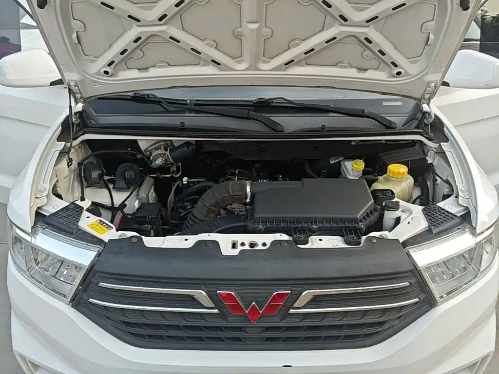 Wuling Hongguang V — миниатюра 20