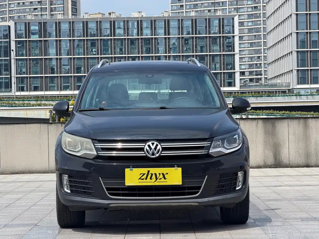 Volkswagen Tiguan — миниатюра 2