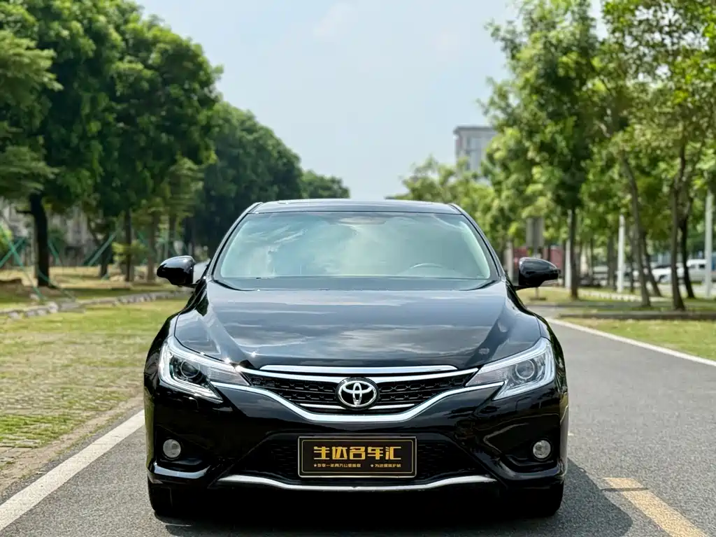 Toyota Reiz — миниатюра 2