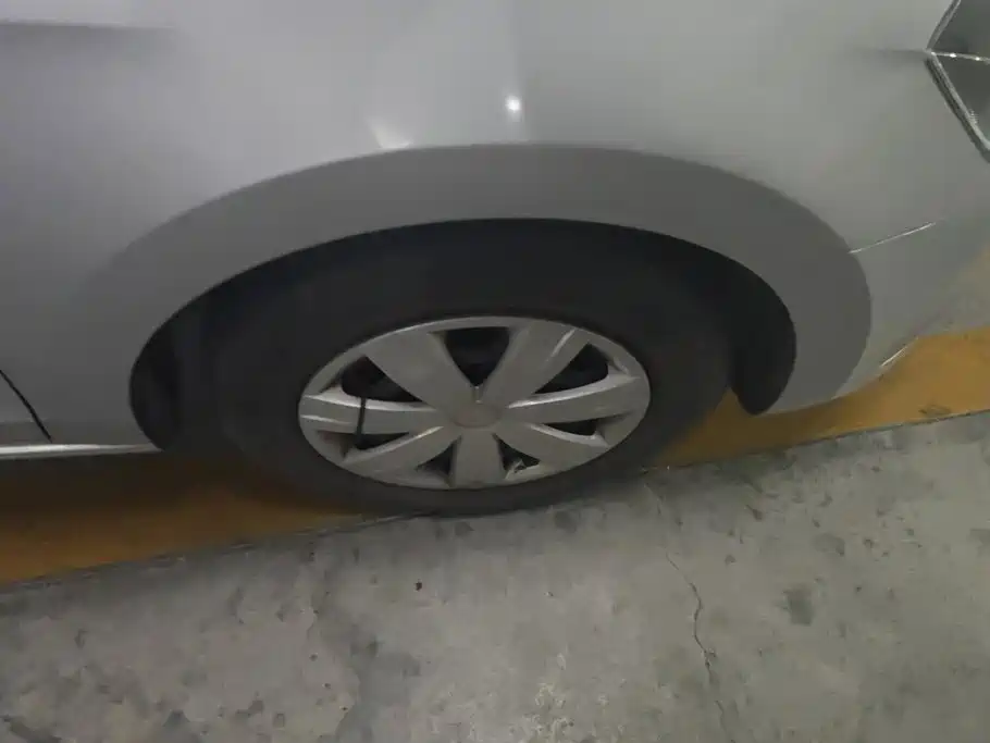 Volkswagen Jetta — миниатюра 6
