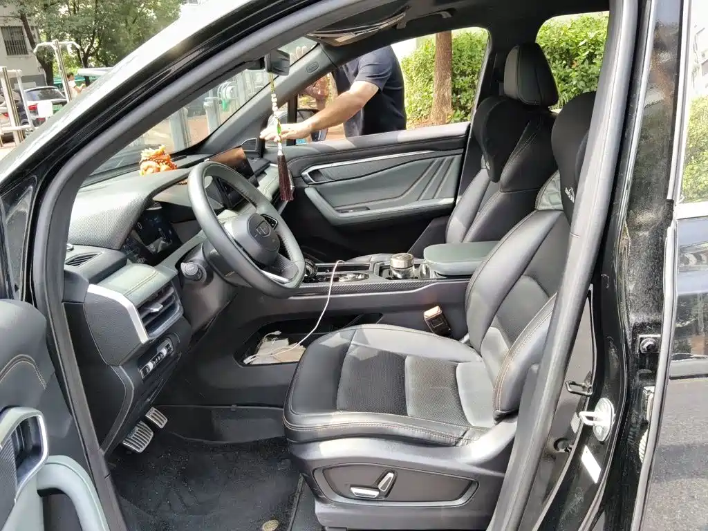 Geely Haoyue L — миниатюра 12