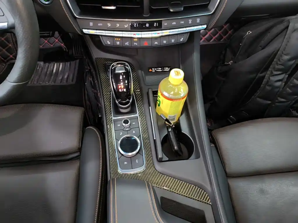 Cadillac CT5 — миниатюра 14