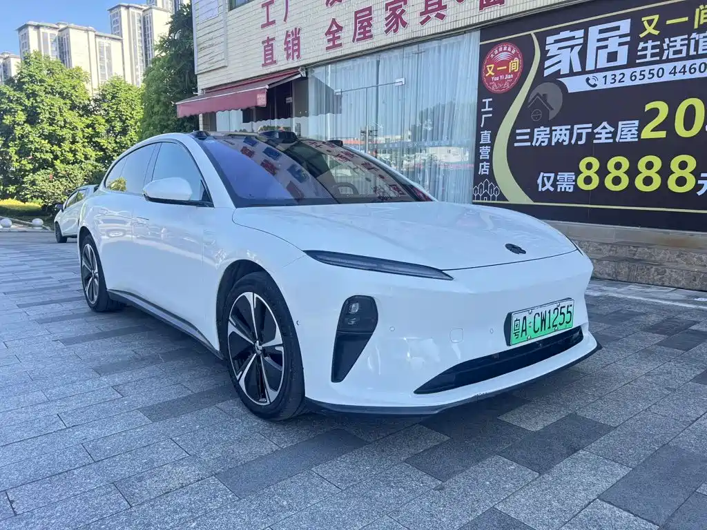 NIO ET5T — миниатюра 2