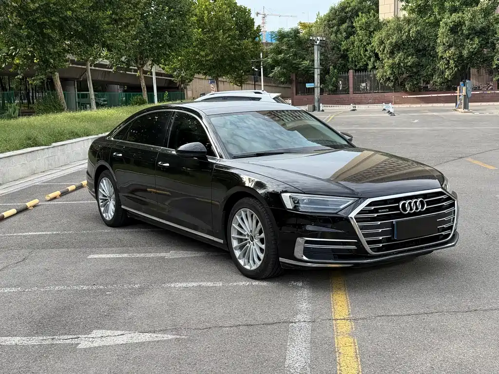 Audi A8 2022 A8L 50 TFSI quattro Comfort