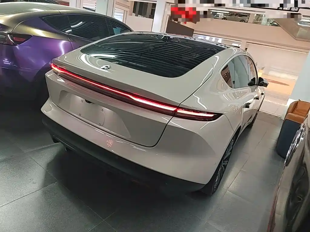 NIO ET5 — миниатюра 7