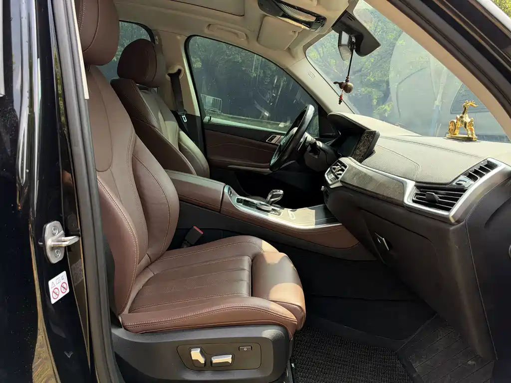 BMW X5 (Import) — миниатюра 11
