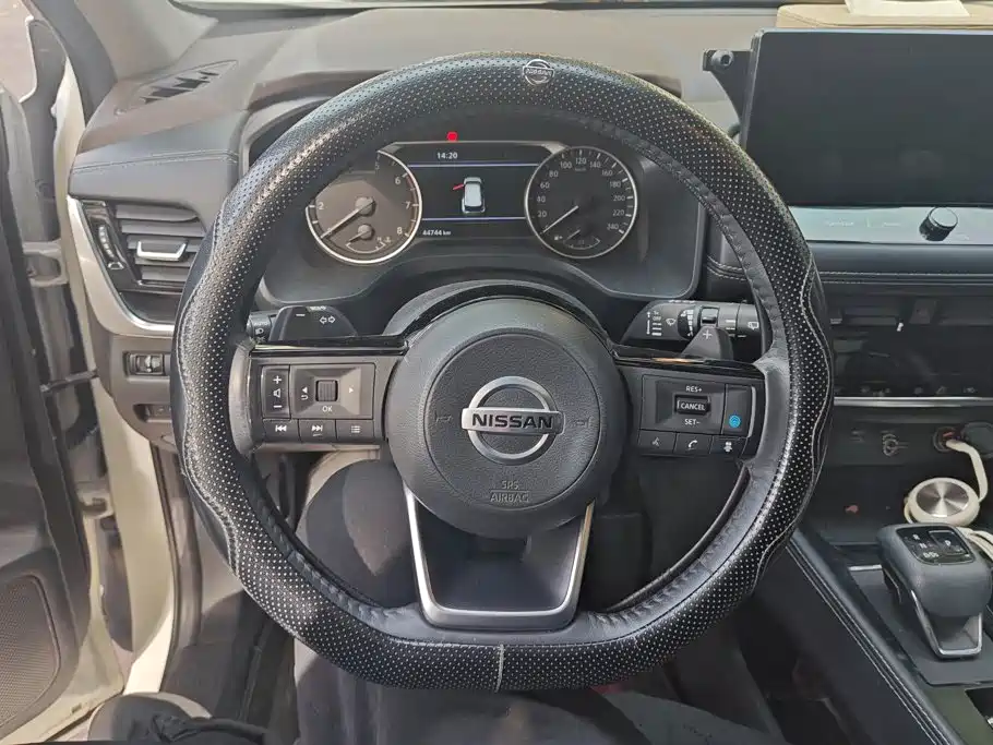 Nissan X-Trail — миниатюра 15