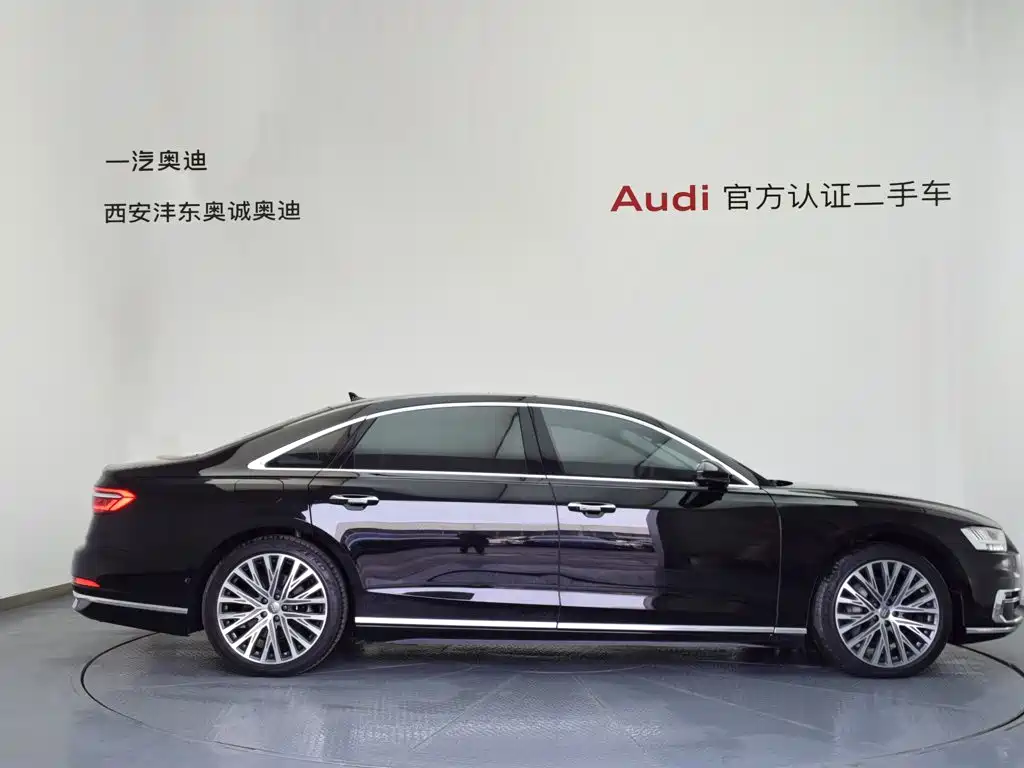Audi A8 — миниатюра 3