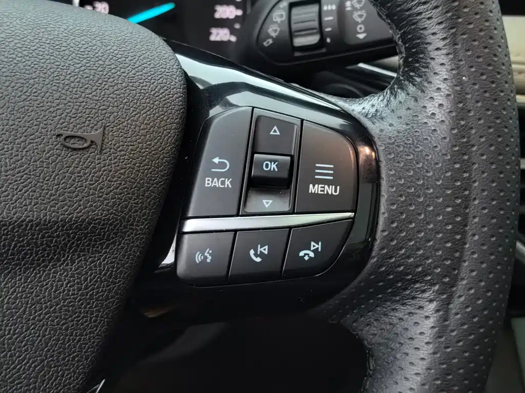 Ford Escape — миниатюра 26