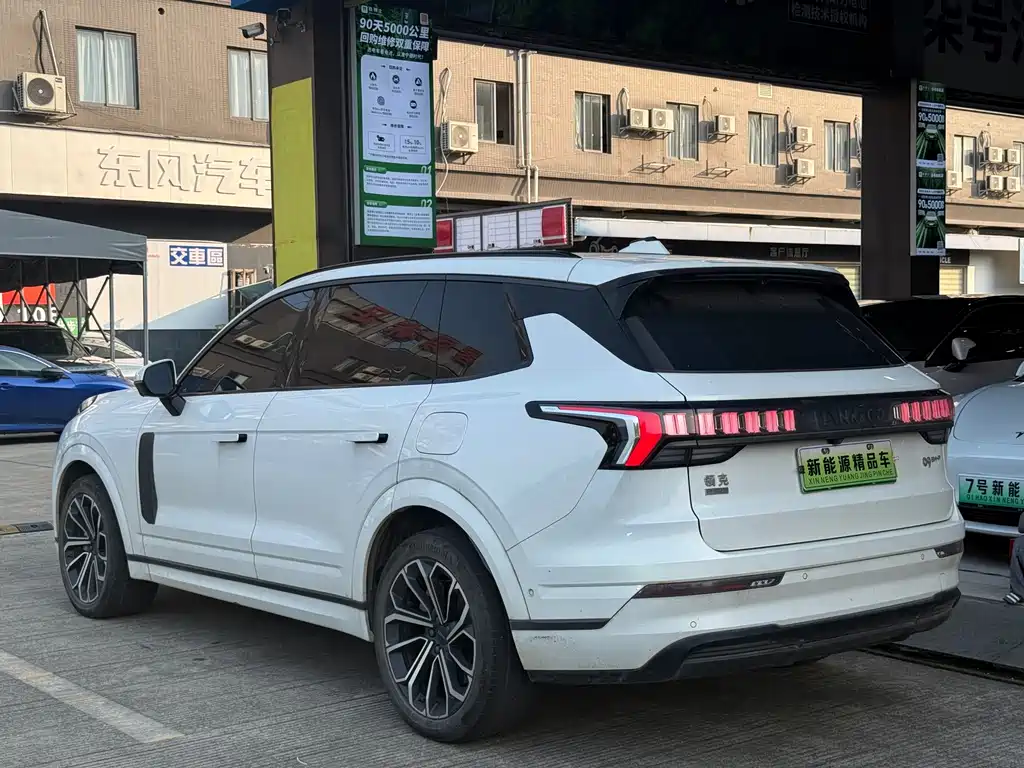 Lynk & Co 09 EM-P — миниатюра 17