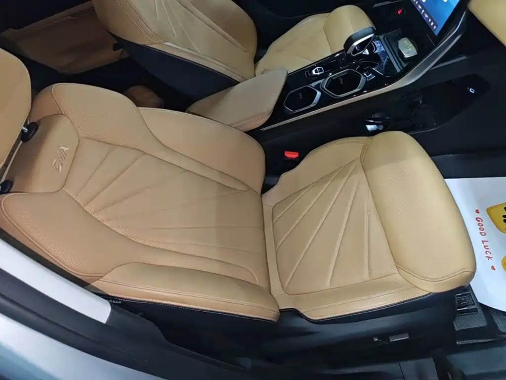 Geely Boyue L — миниатюра 25