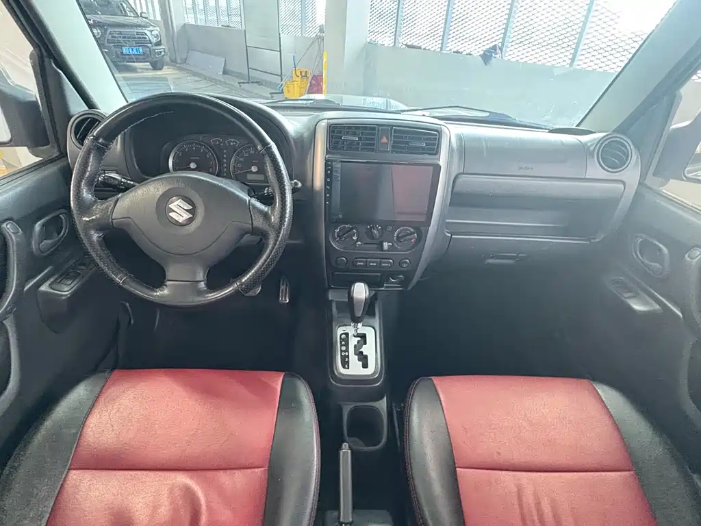 Suzuki Jimny — миниатюра 6