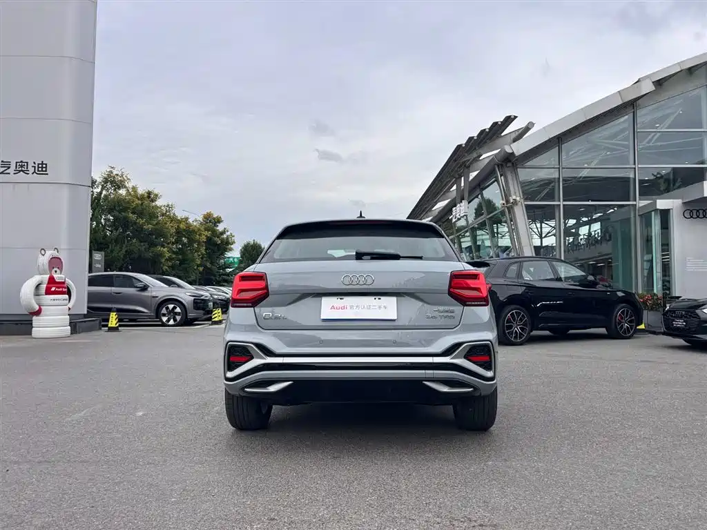 Audi Q2L 2024 35TFSI Fashion