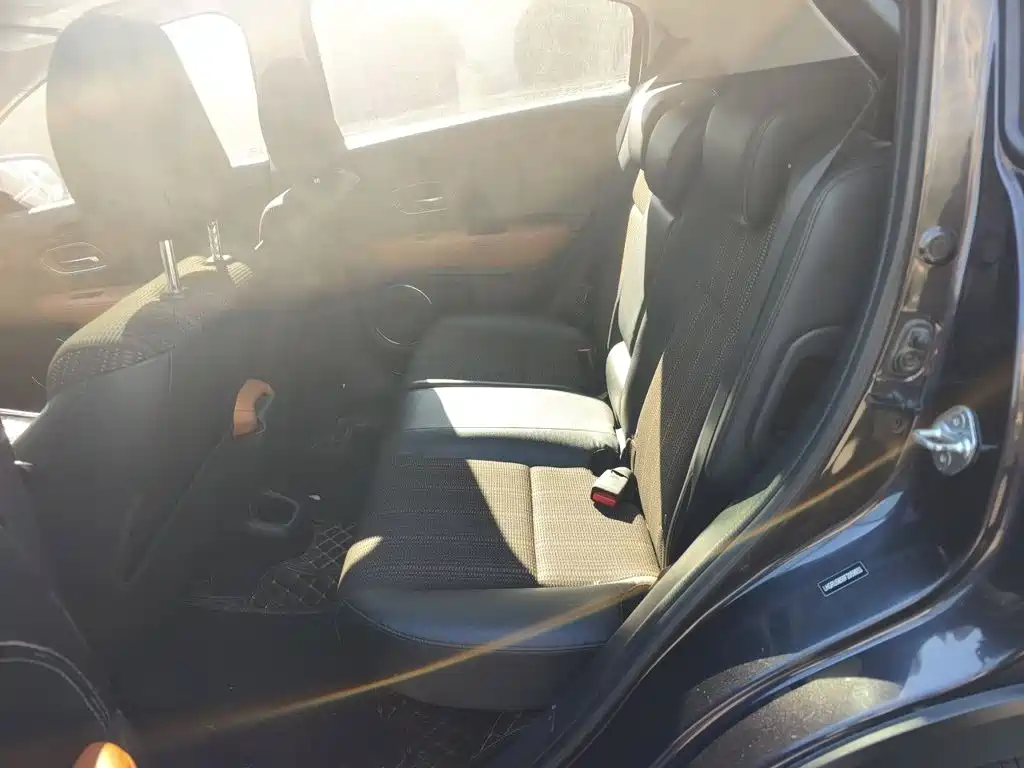 Honda Vezel — миниатюра 13