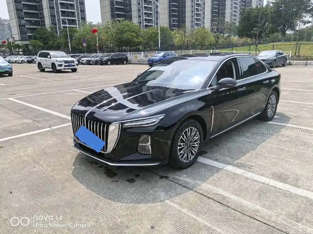 Hongqi Hongqi H5 2025