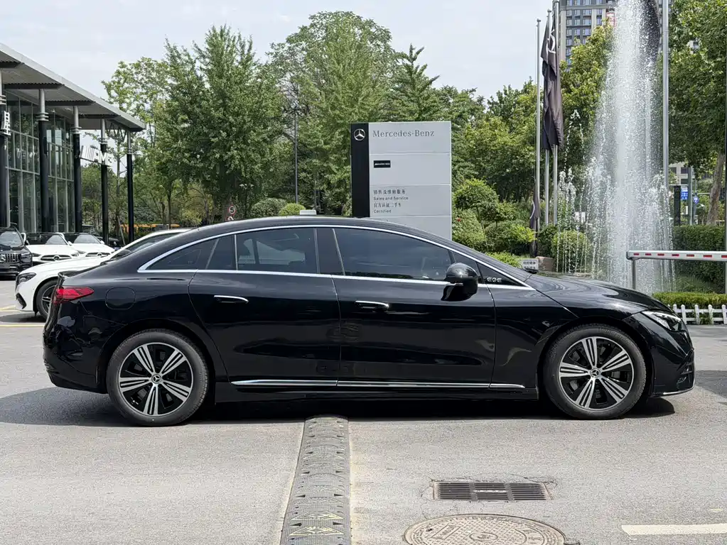 Mercedes-Benz EQE — миниатюра 4