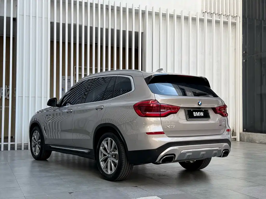 BMW X3 — миниатюра 10