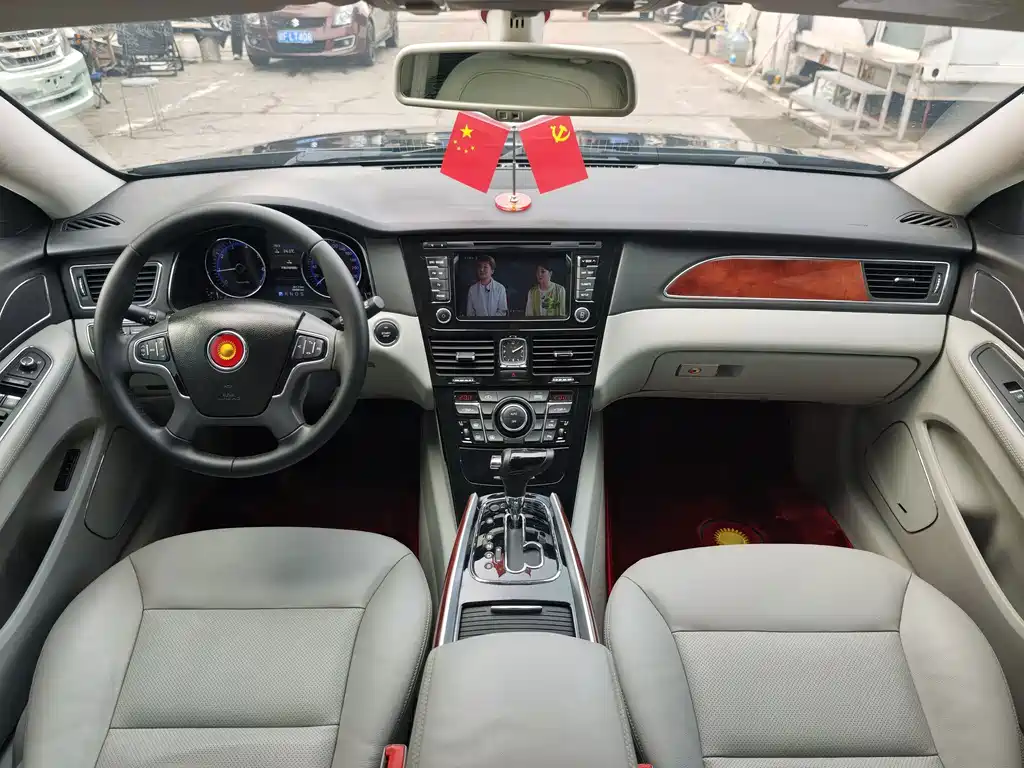 Hongqi Hongqi H7 — миниатюра 9