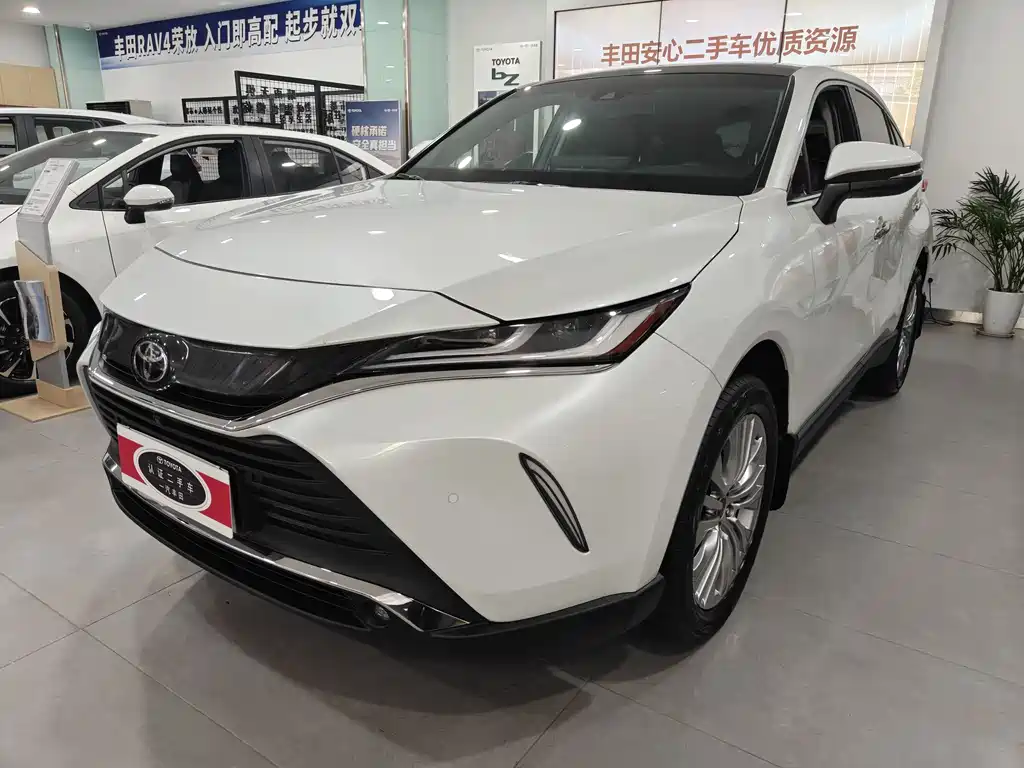 Toyota Harrier 2023