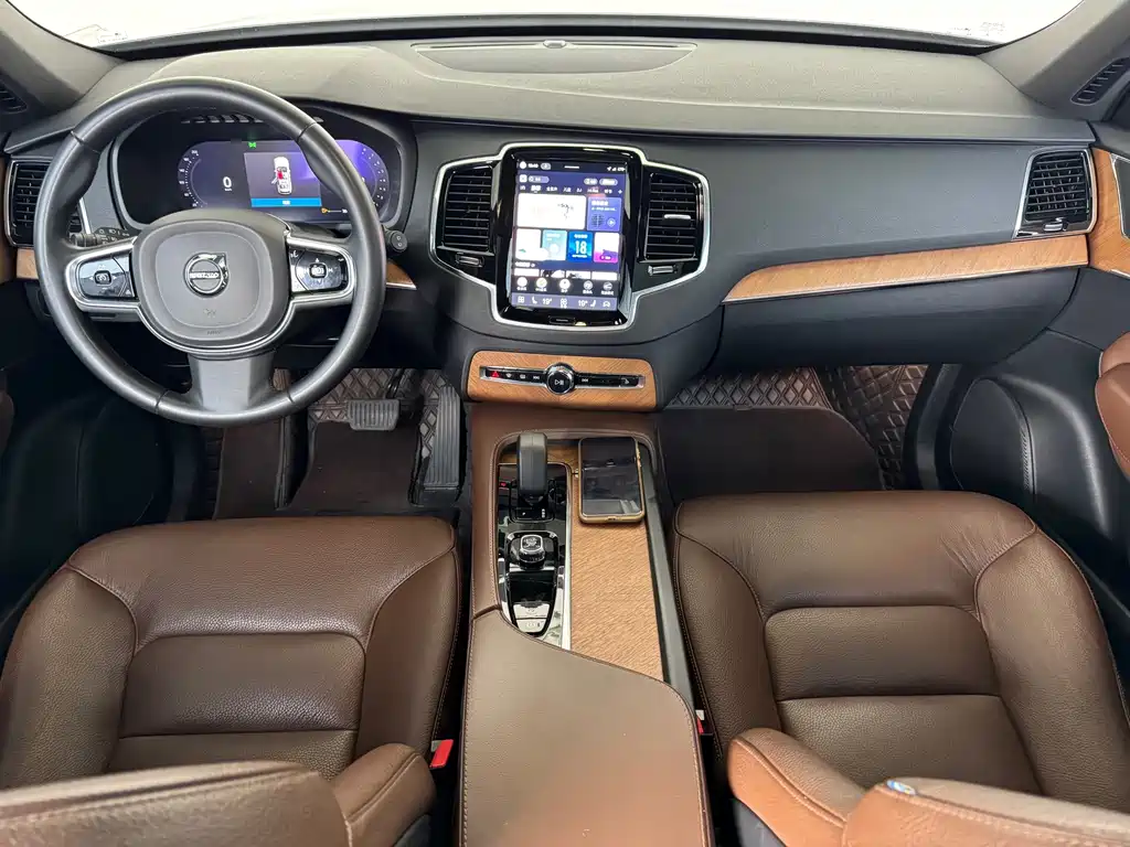 Volvo XC90 — миниатюра 8
