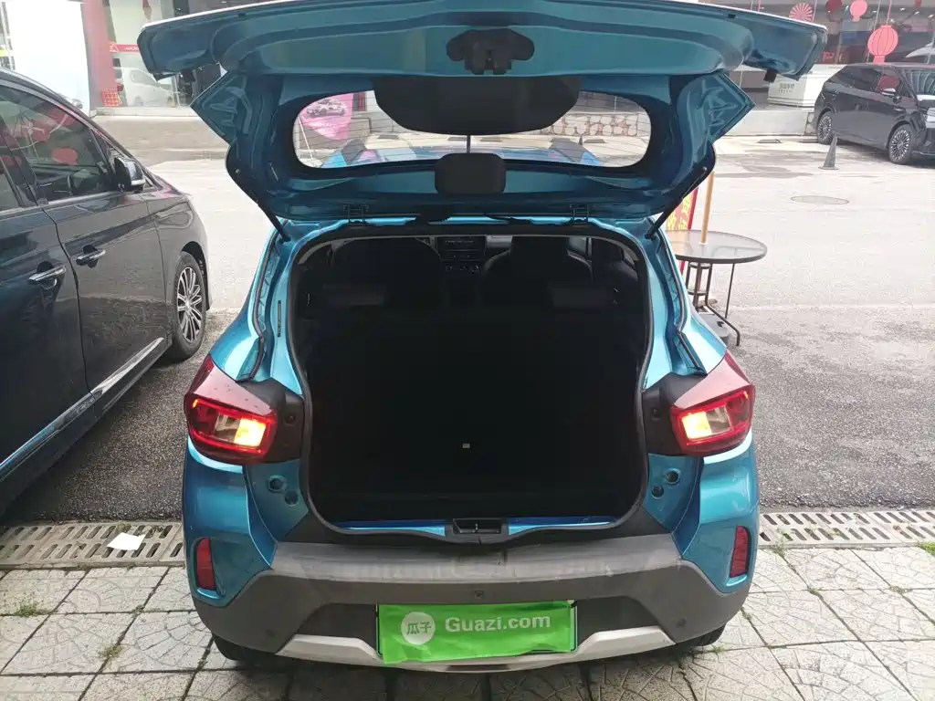Renault City K-ZE — миниатюра 15